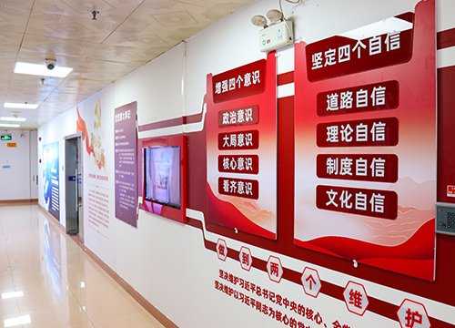 强化标杆引领，推进阵地建设